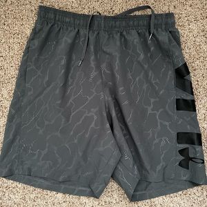Mens Under Armour Shorts Large